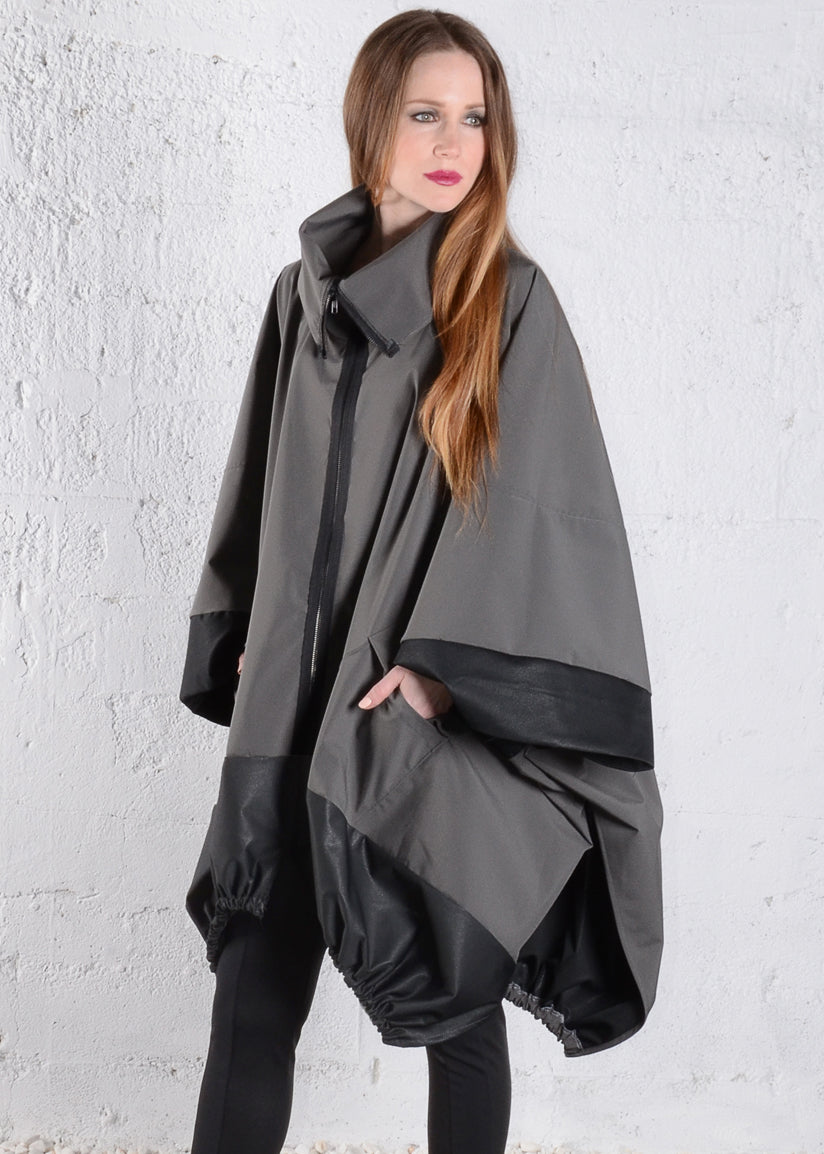 Kimono Style Rain Poncho – gr.dano