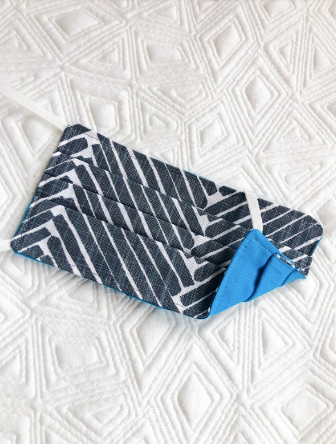 Reusable Mask - KIDS: Diagonal Lines/Turquoise  (1 -Mask)