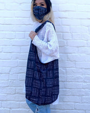Load image into Gallery viewer, Shoulder Bag - Navy Dots